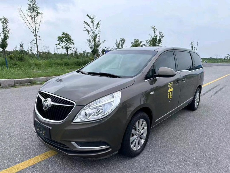 盐城17年别克GL82