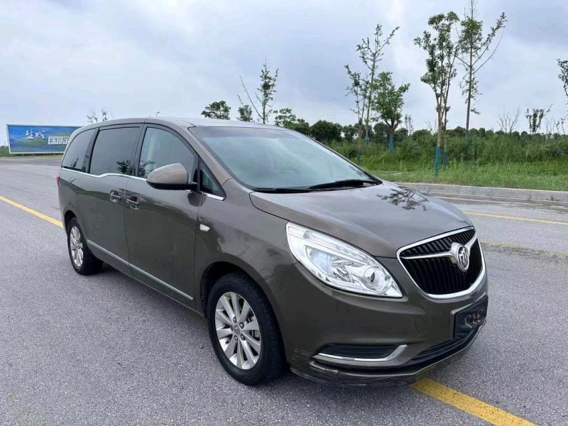 盐城17年别克GL83