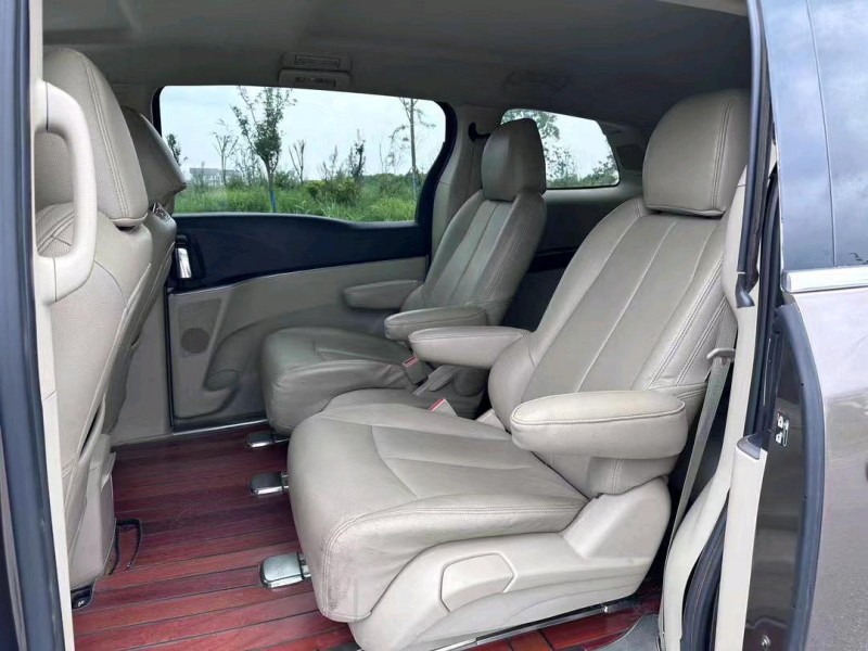 盐城17年别克GL84