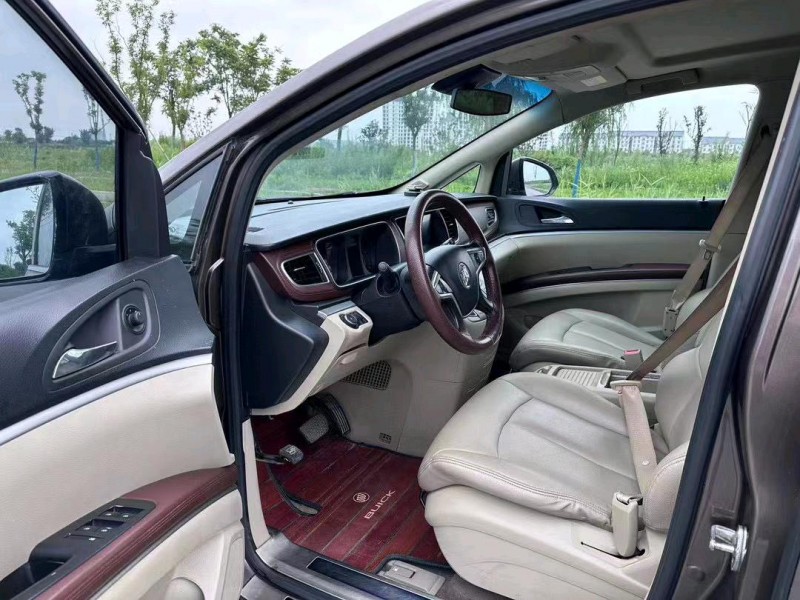 盐城17年别克GL87