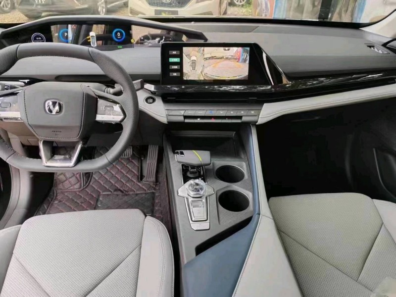 六盘水23年长安汽车UNI-V4