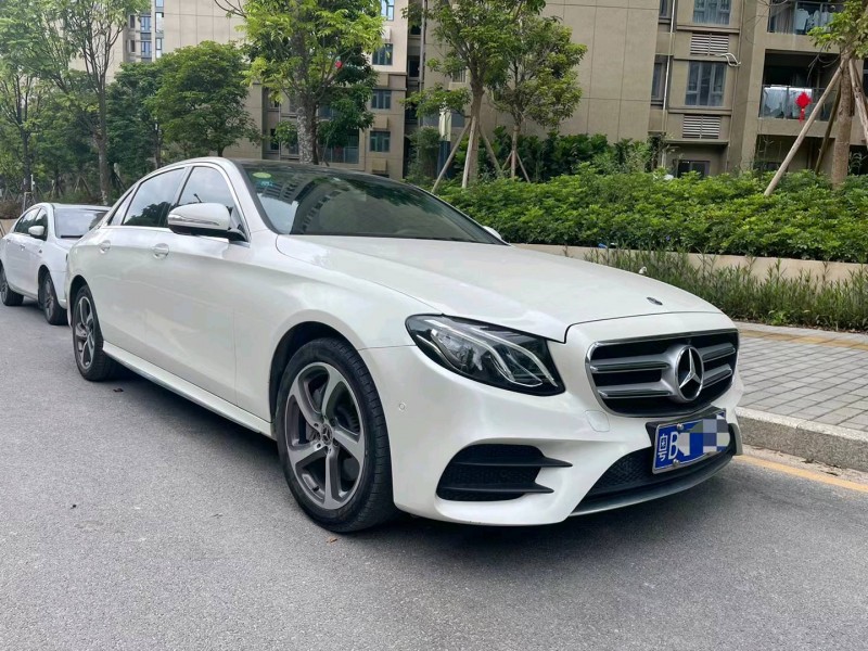 广州18年奔驰E2