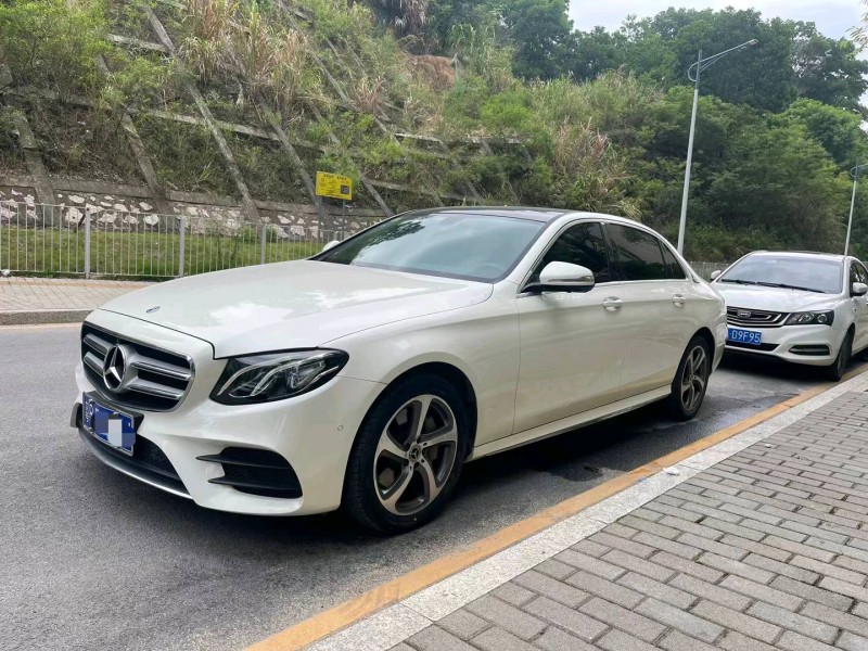 广州18年奔驰E3
