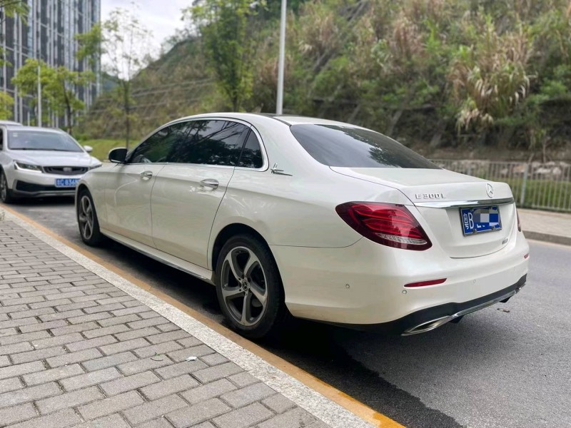 广州18年奔驰E7