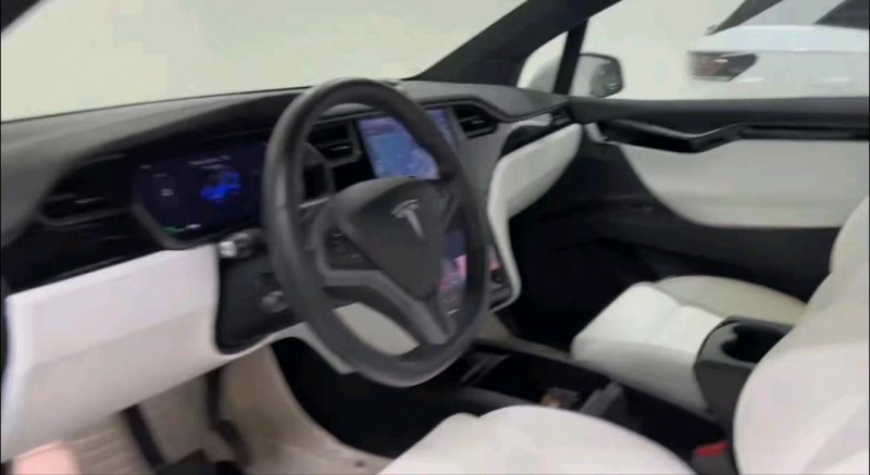 廣州21年特斯拉MODEL X2