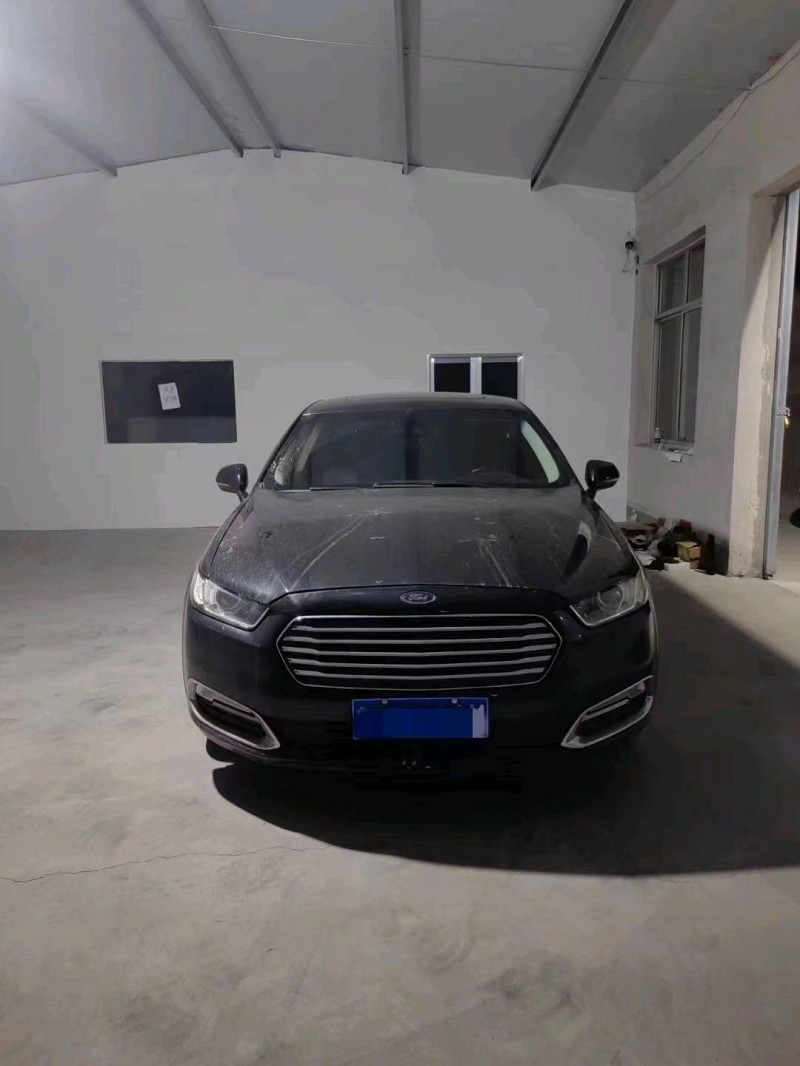 东营16年福特金牛座1