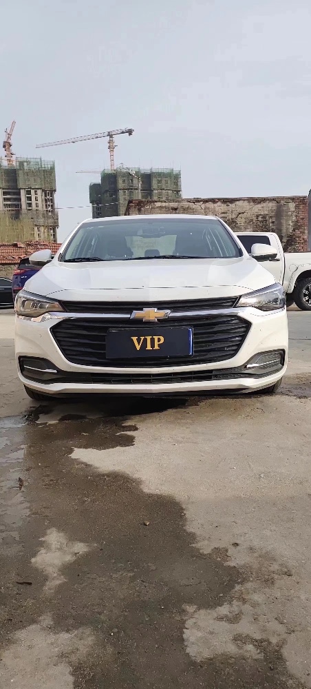 青岛22年雪佛兰科鲁泽1