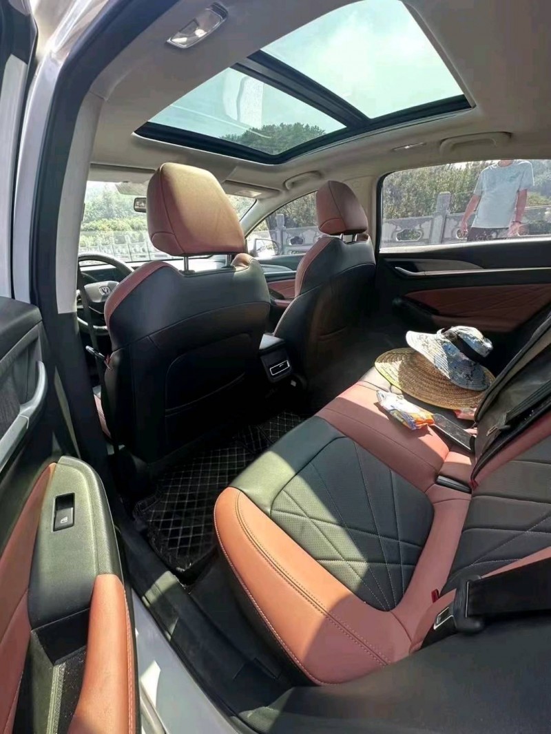 东营22年长安汽车逸动8