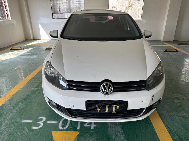 遵義13年大眾高爾夫1