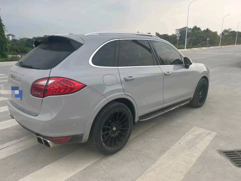 邯郸14年保时捷卡宴8