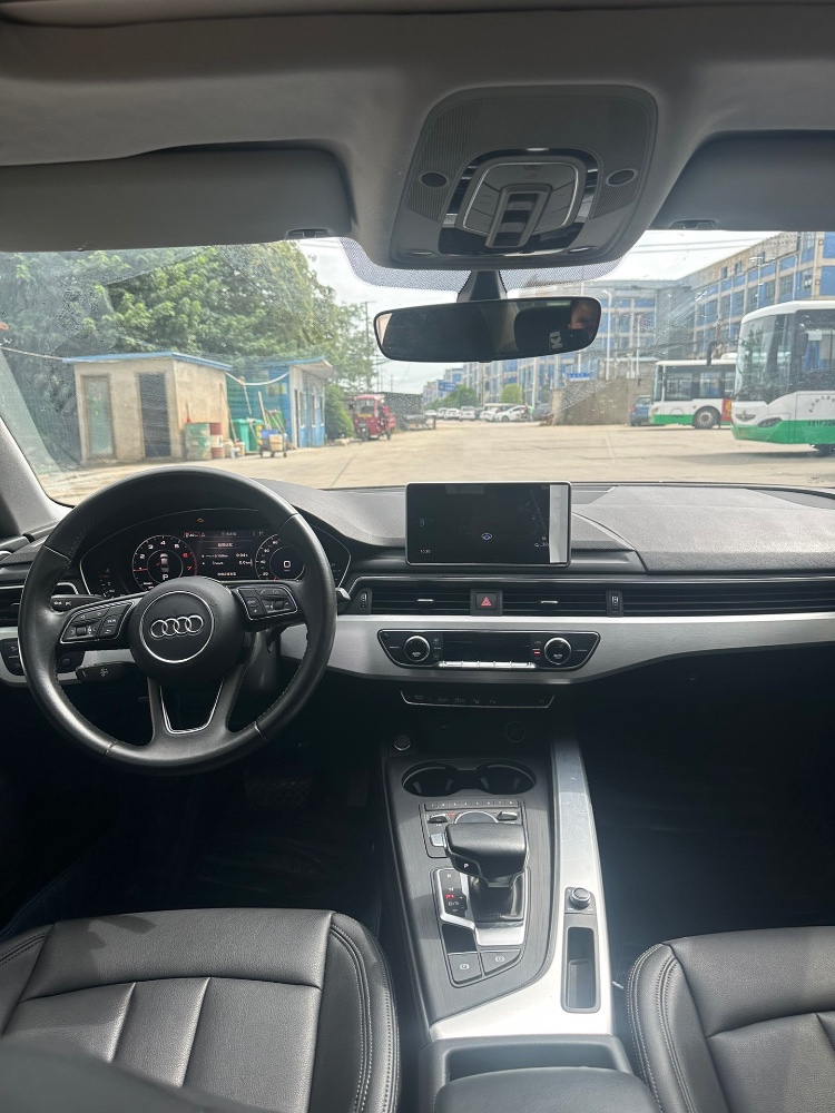 武汉20年奥迪A4L5