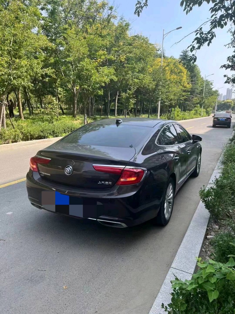 枣庄19年别克君越3