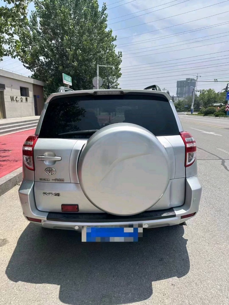 枣庄11年丰田RAV47