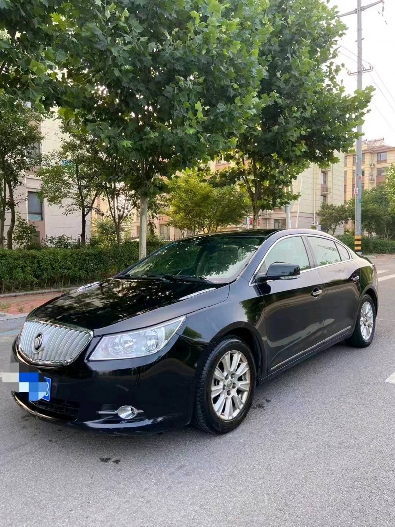 枣庄13年别克君越3