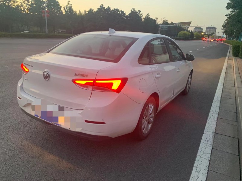 石家庄18年别克英朗4