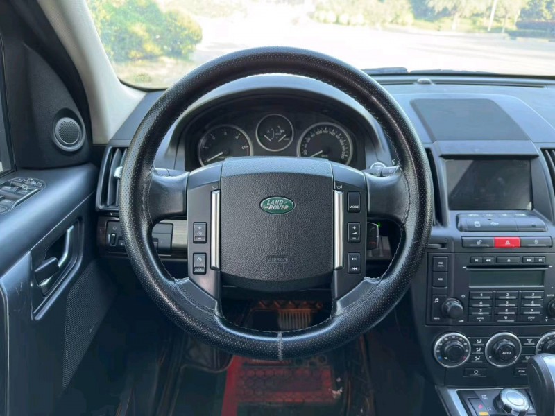 沈阳11年路虎神行者4