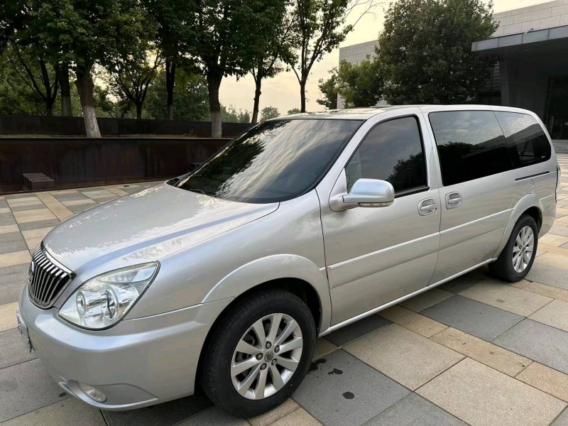 沈阳13年别克GL82