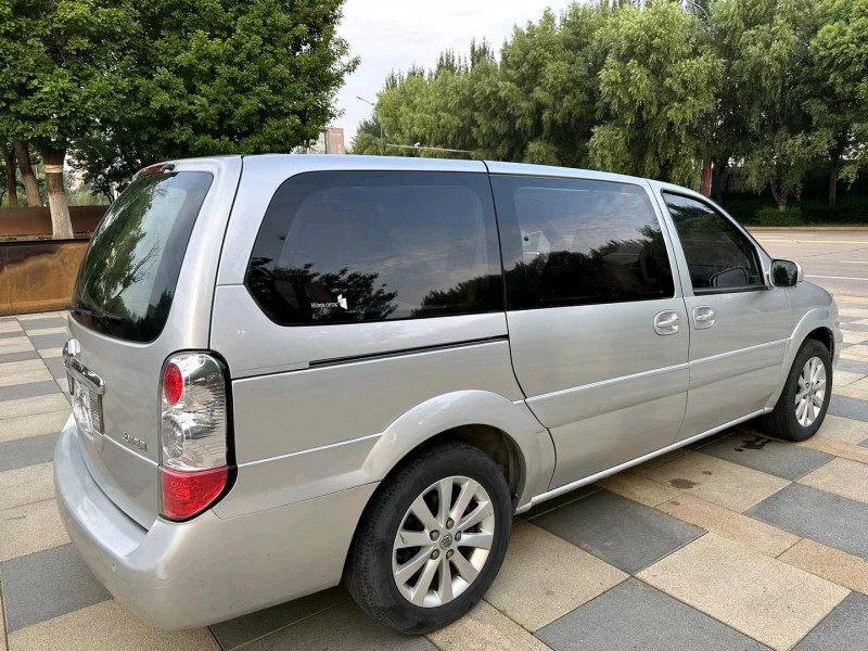 沈阳13年别克GL87