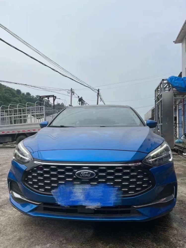 重庆21年福特福克斯1