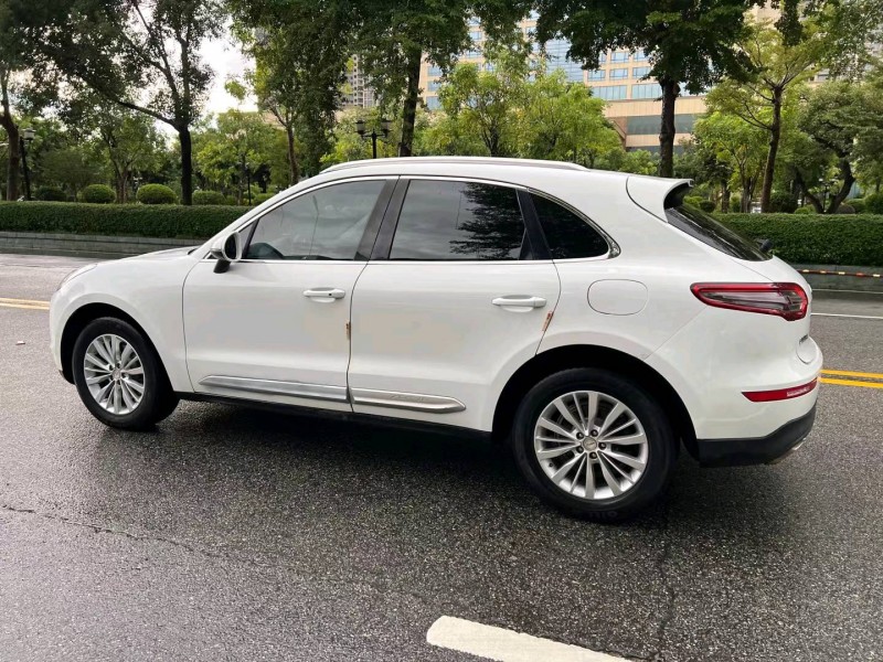 邯郸18年众泰SR97