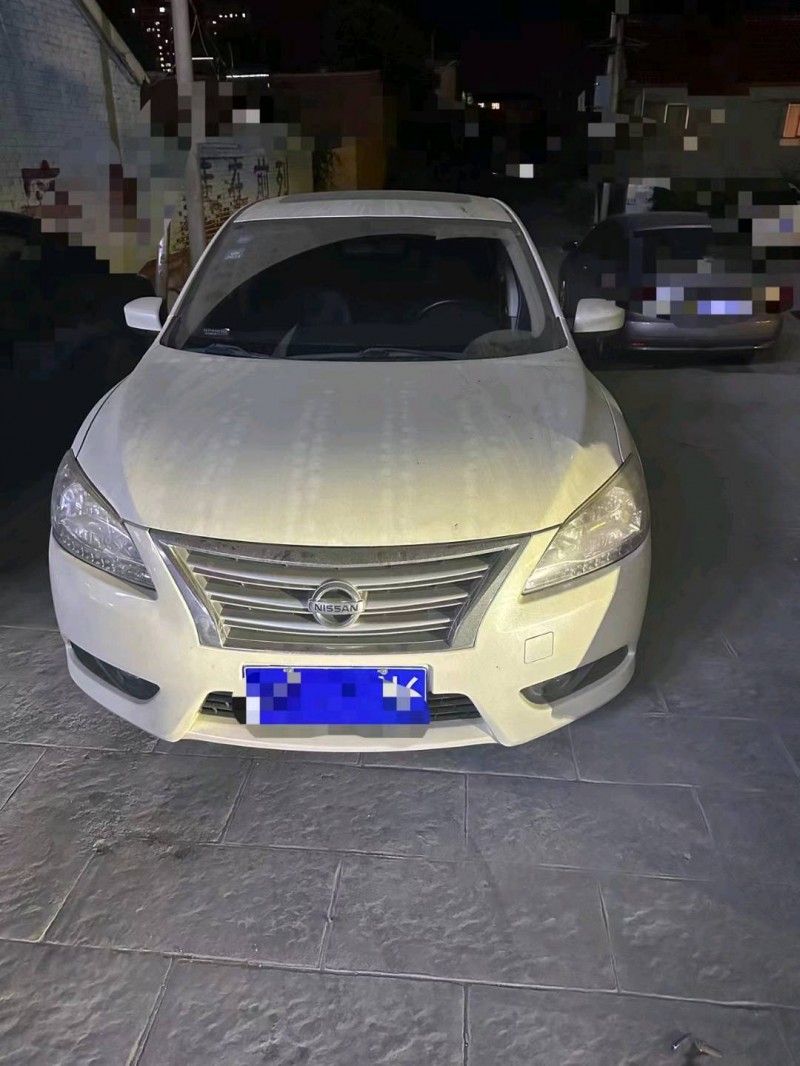 邯郸15年日产轩逸1