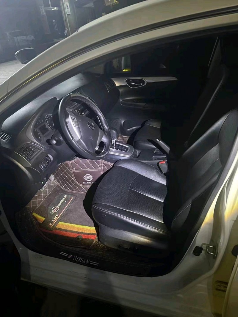 邯郸15年日产轩逸3