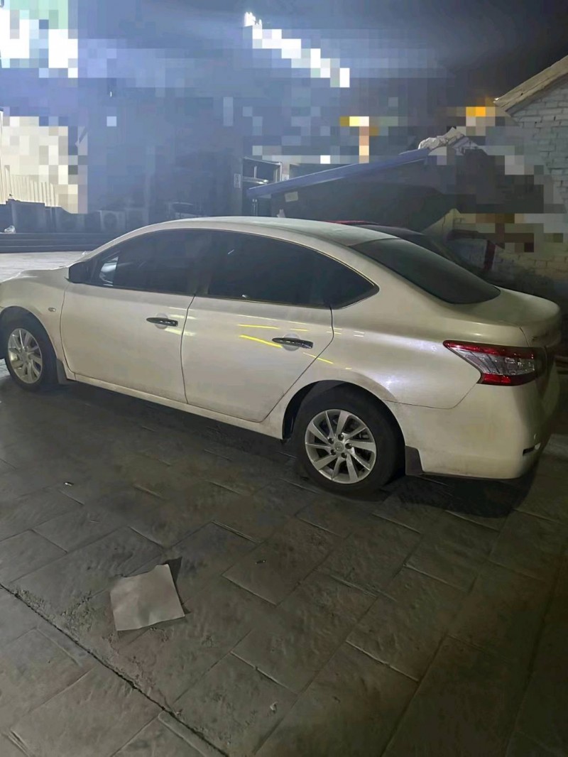 邯郸15年日产轩逸4