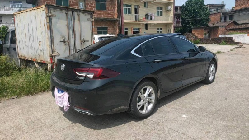 嘉兴22年别克君威2