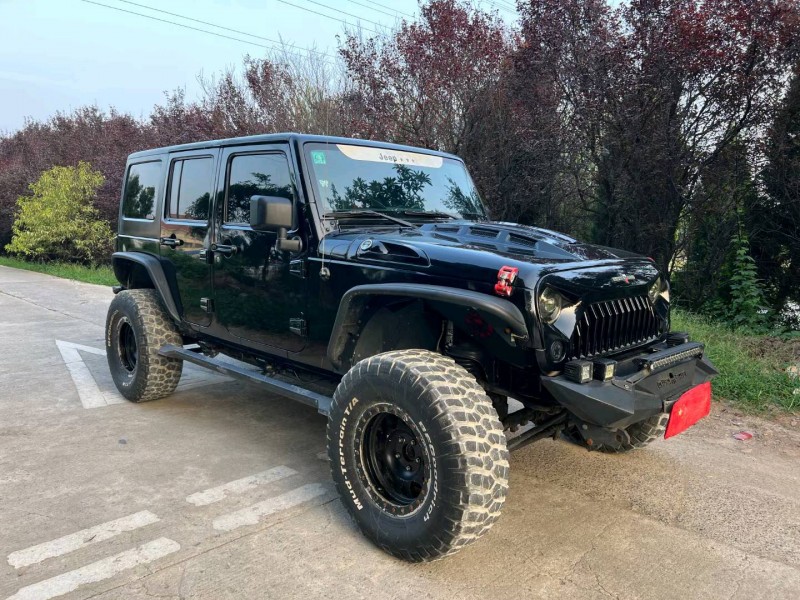 徐州16年Jeep牧马人3