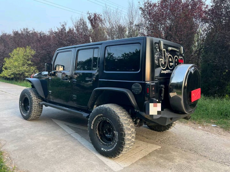 徐州16年Jeep牧马人8