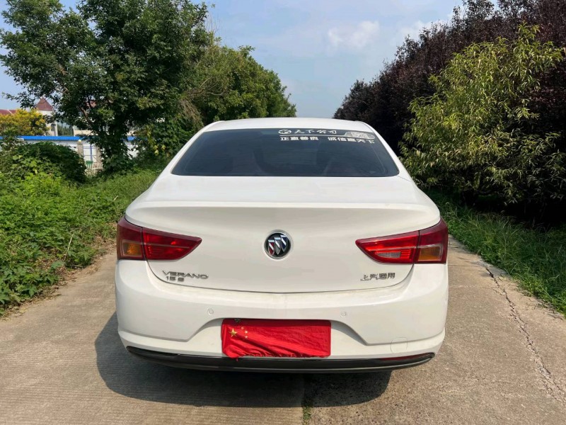 徐州17年别克威朗9