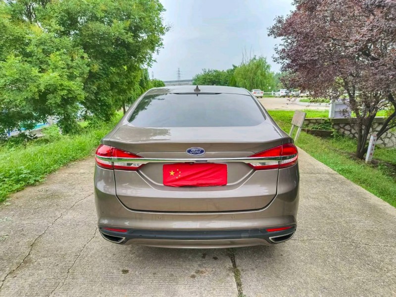 徐州17年福特蒙迪欧9