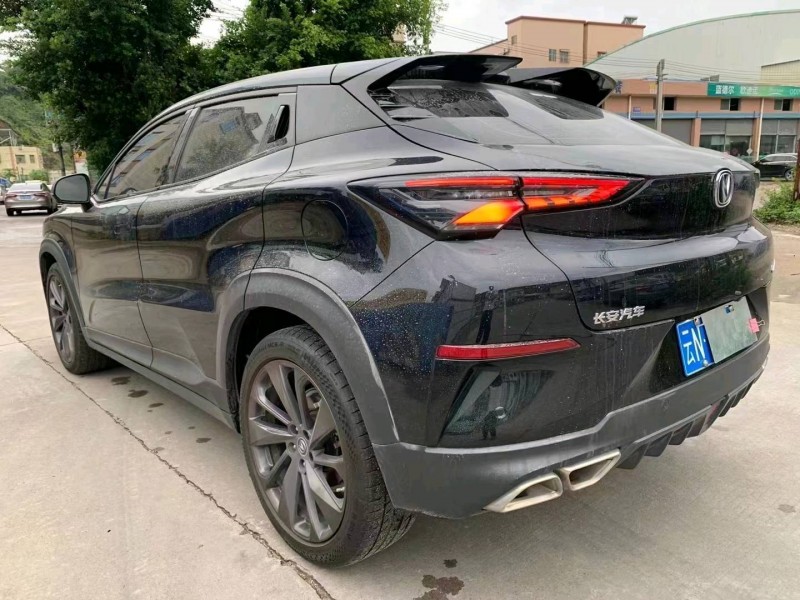 邯郸21年长安汽车UNI-T5