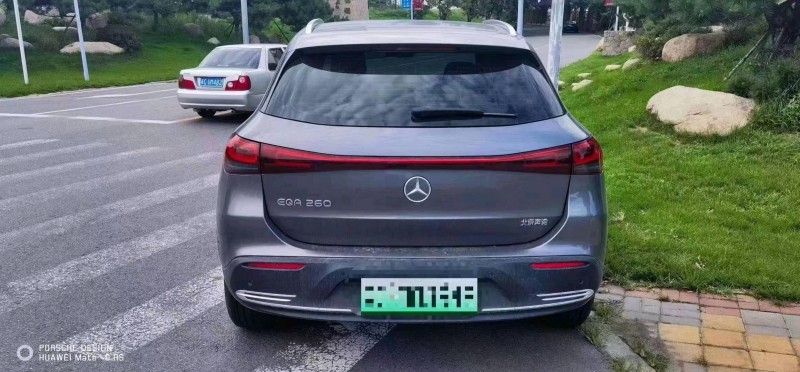 邯郸22年奔驰EQA4