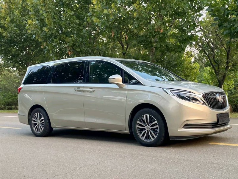 徐州17年别克GL83