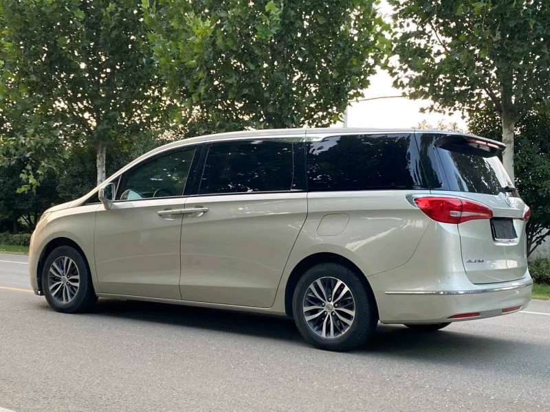 徐州17年别克GL87