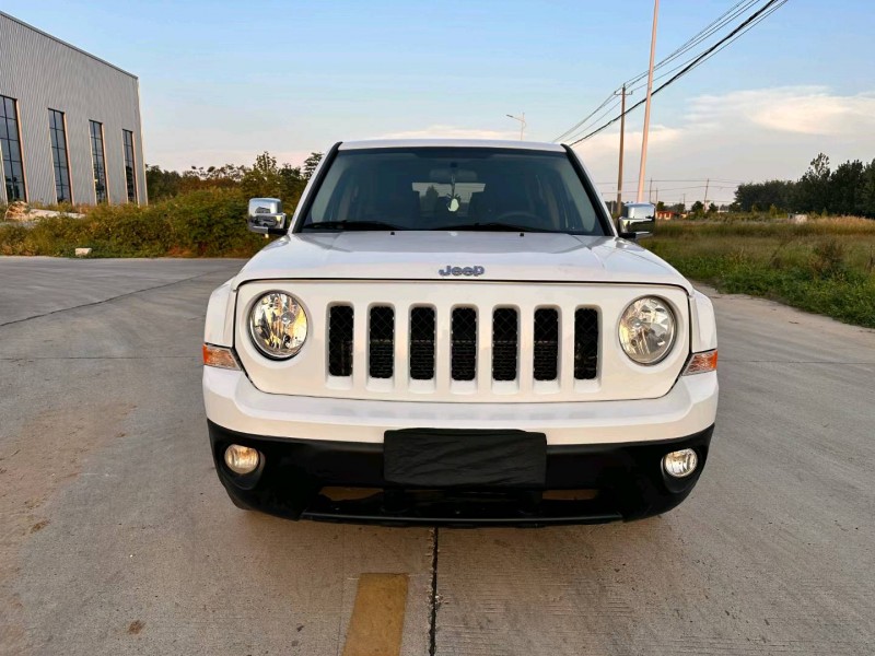 徐州15年Jeep自由客1