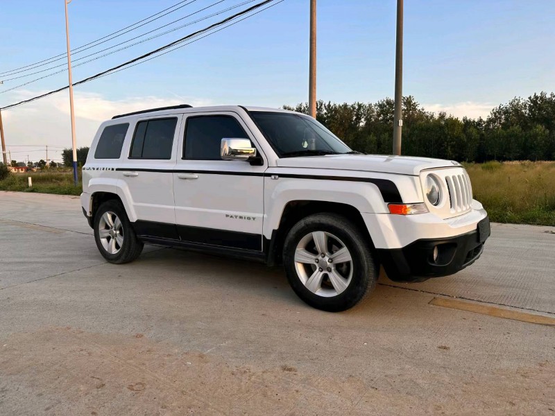 徐州15年Jeep自由客2