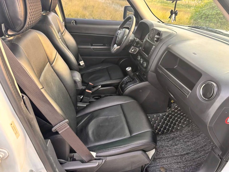 徐州15年Jeep自由客7