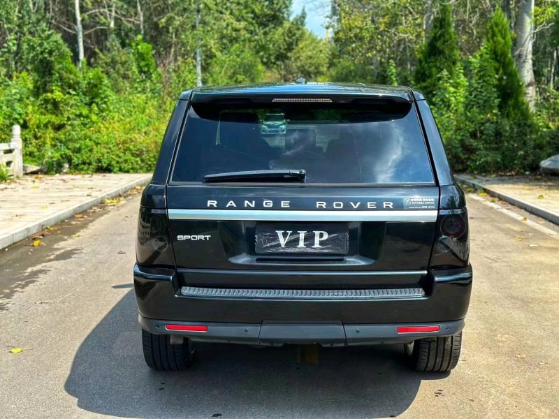 淄博13年路虎揽胜运动2