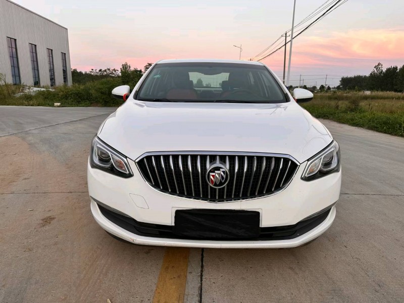 徐州16年别克英朗1