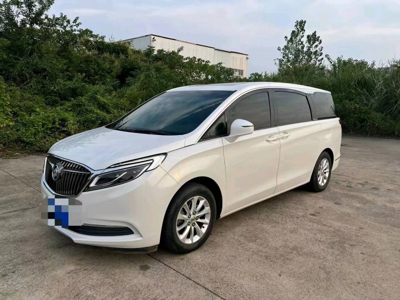 宜昌17年別克GL82