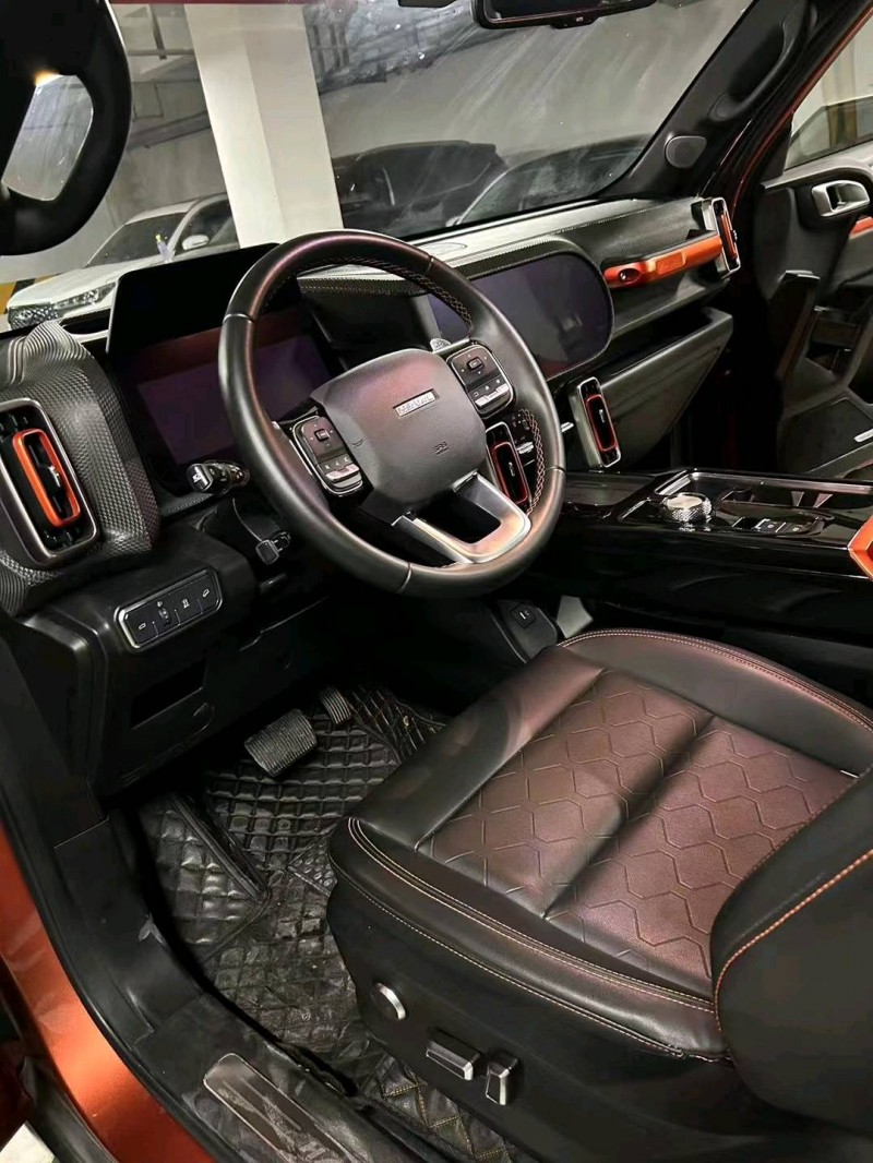 成都20年哈弗大狗4