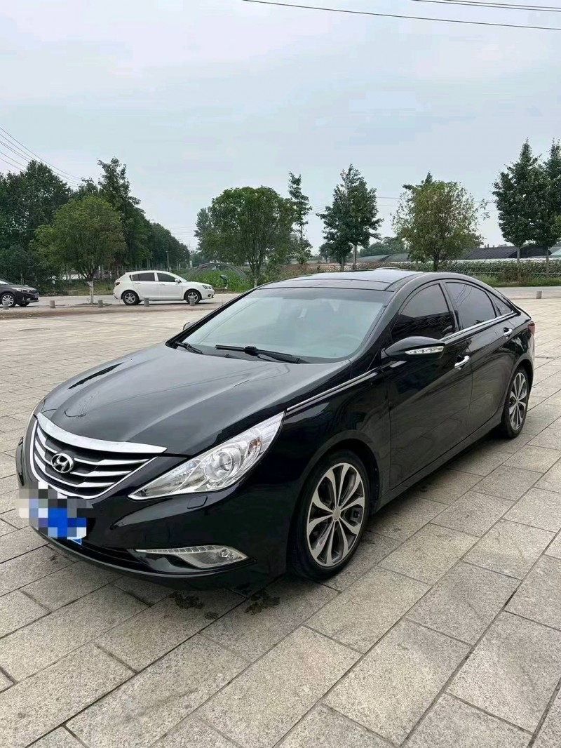 武汉13年现代索纳塔八2