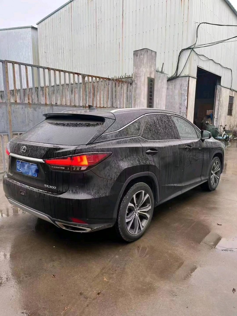 汕头20年雷克萨斯RX7