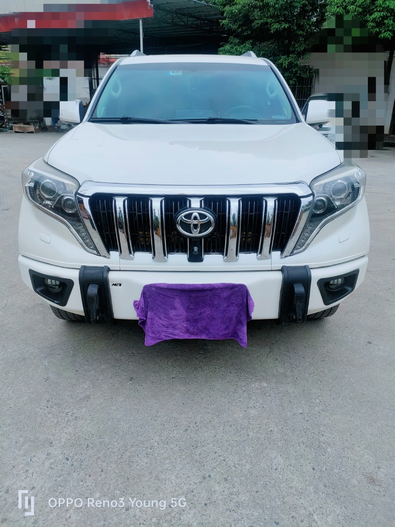 成都14年丰田普拉多1