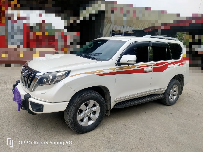 成都14年丰田普拉多2