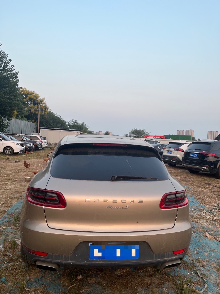 鄭州17年保時捷Macan4