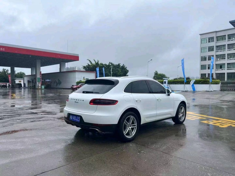 常州15年保时捷Macan5