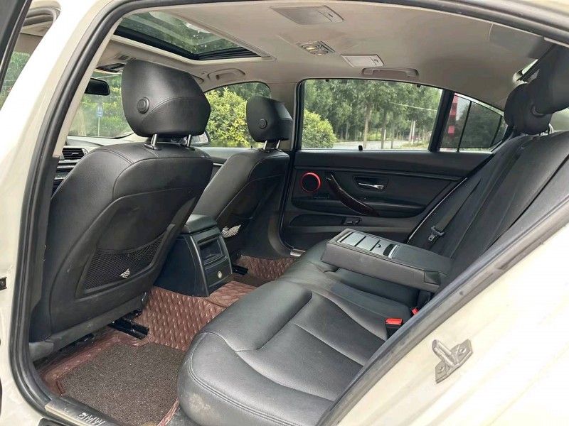 济南13年宝马3系6